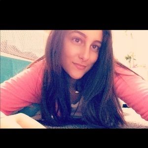 Meet your Posher, Sierra